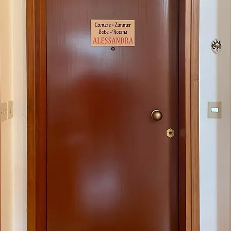 Alessandra * Ταρβίζιο